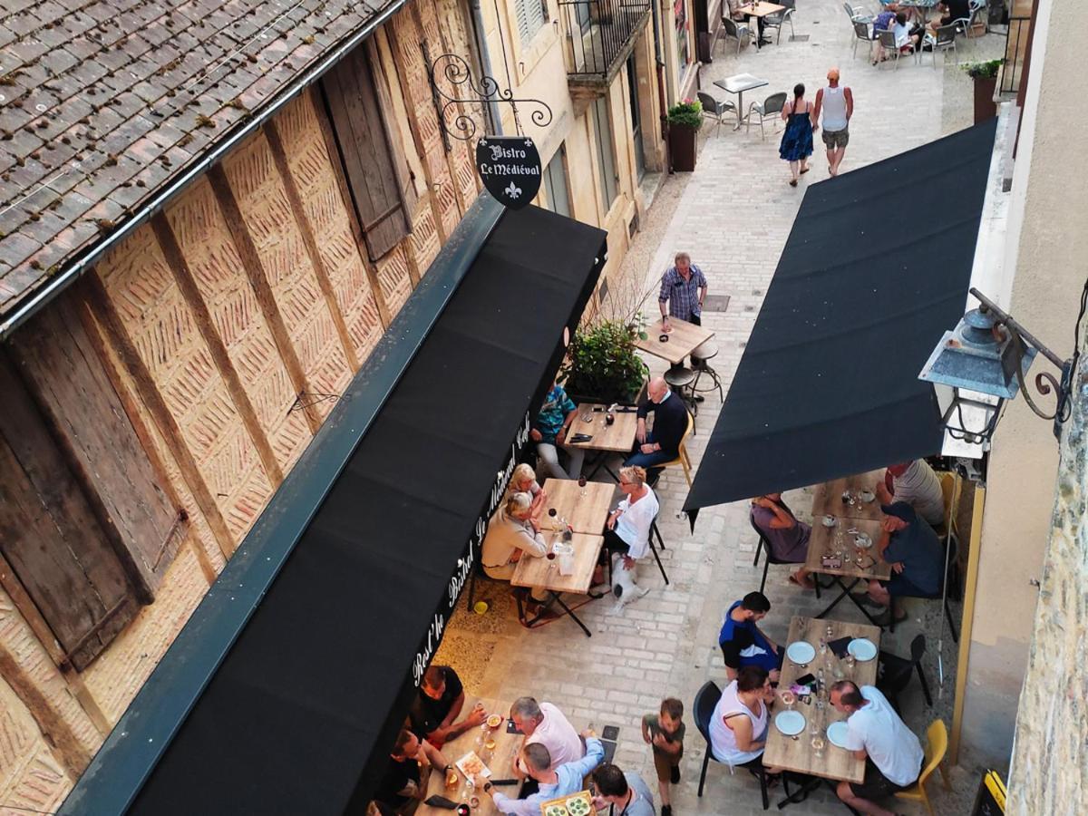 Planches Et Plonk Panzió Belvès Kültér fotó
